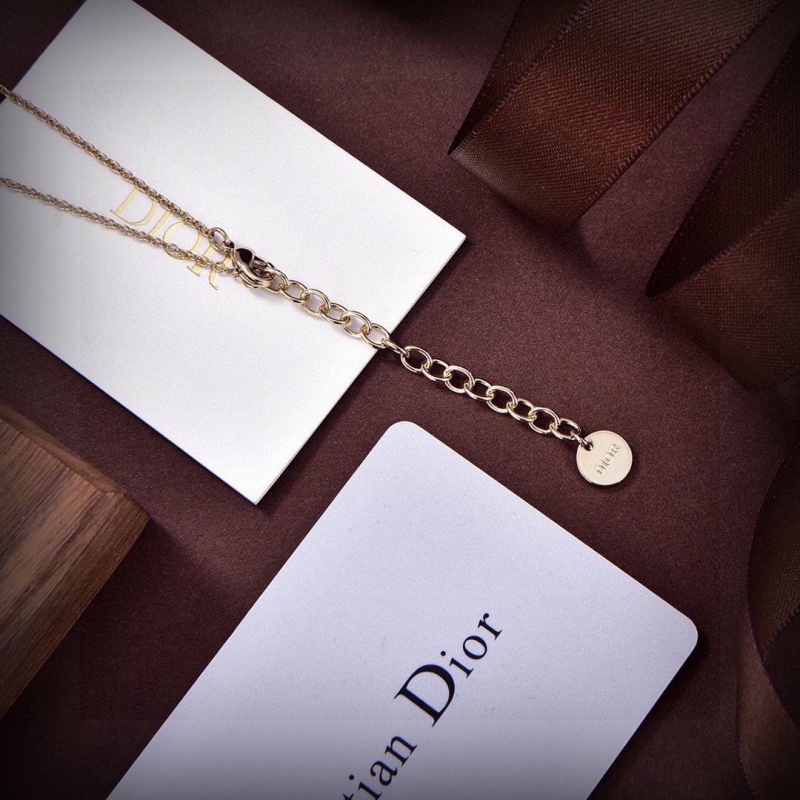 chr1st1an D10r necklaces